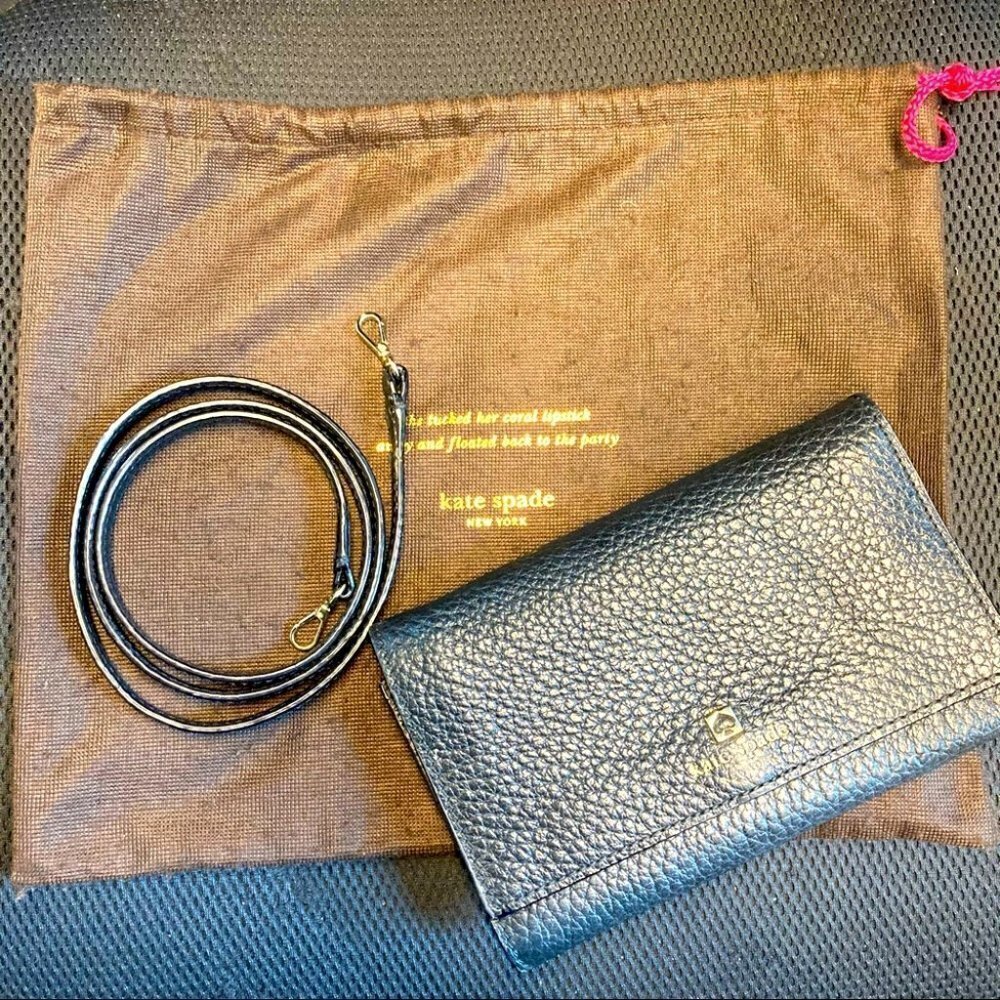 KATE SPADE  Wallet Purse Wristlet Leather Striped Lining